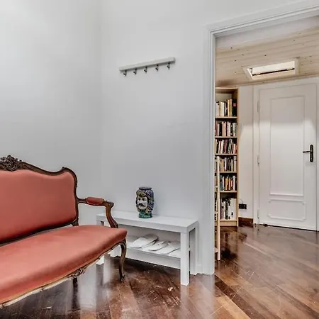 Elegance And Comfort In The Heart Of Romecoppede