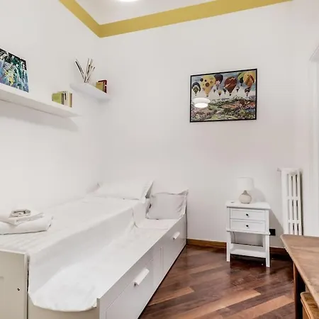 Elegance And Comfort In The Heart Of Romecoppede Apartment